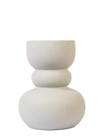 WHITE SHORT MODERN VASE