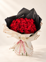 Gorgeous Valentine (50 Gül)